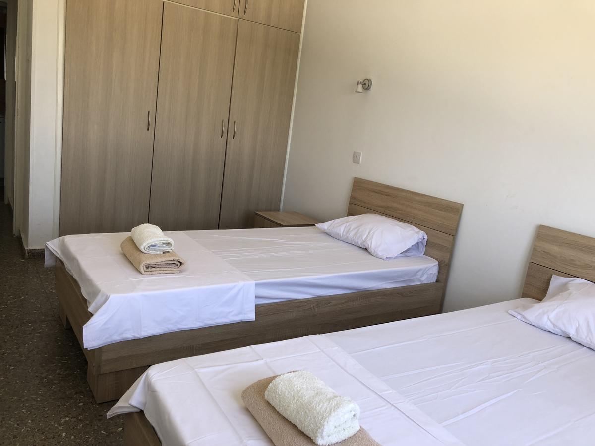 Kasapis Apts Larnaca Luaran gambar
