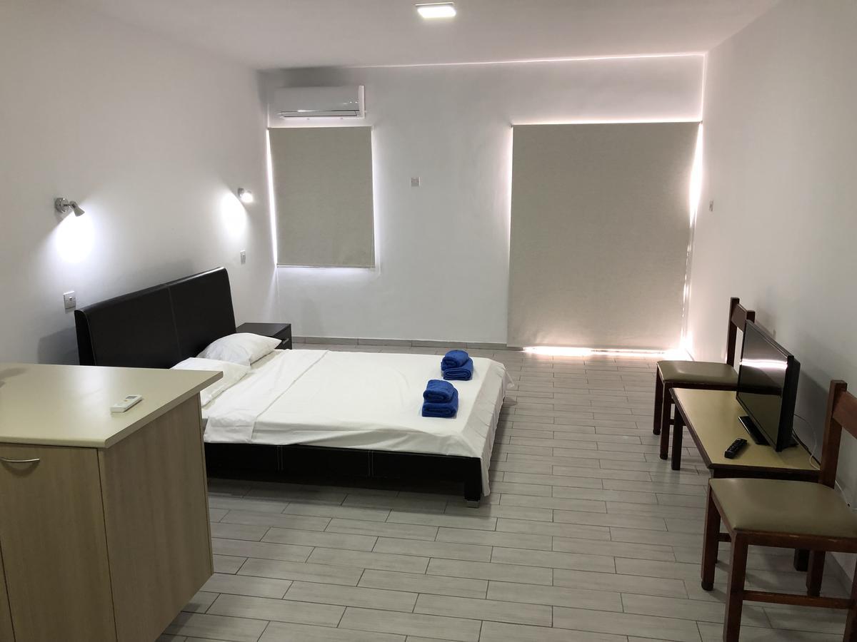 Kasapis Apts Larnaca Luaran gambar