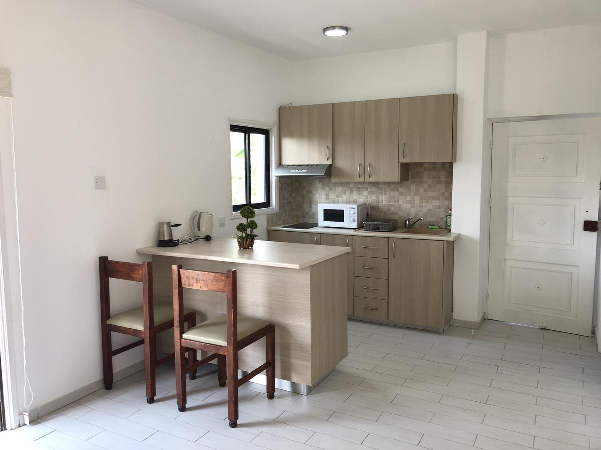 Kasapis Apts Larnaca Luaran gambar